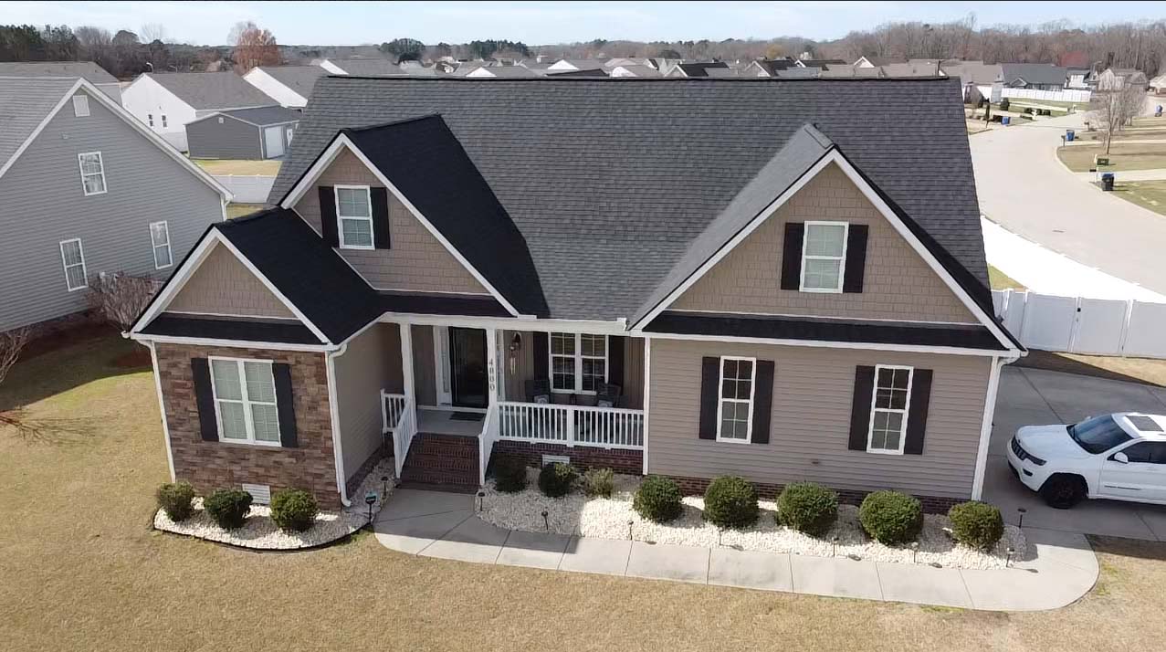 An Alliance Roofing past residential roofing project 